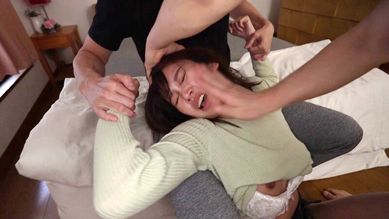 一人暮らしの女子大生を狙う鬼畜レ●プ集団自宅押込み中出し強●性交 被害者Mさん（YMRK-024）