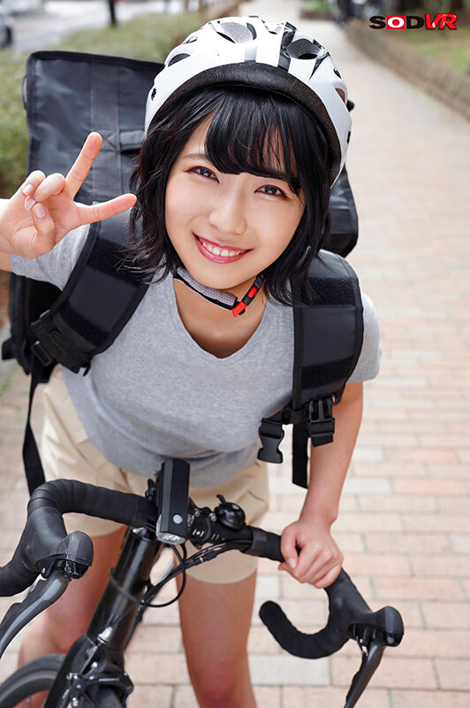 【VR】新人！ラッキースケベ配達員VR～遅刻してきたド緊張新人バイトちゃんは、ドM性癖を拗らせたちょっぴり変態な女子大生！？