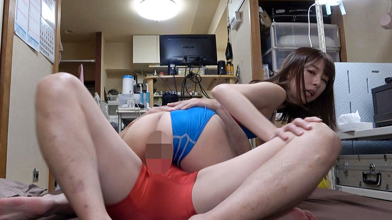 あおいれな もっともっと♪濡れてテカってピッタリ密着 神競泳水着 ロリ可愛い女子の競泳水着姿をじっとりと堪能!着替え盗撮から始まり貧乳から巨乳にパイパン、ハミ毛、ジョリワキ等のフェチ接写やローションソーププレイや競泳水着ぶっかけ等を完全着衣で楽しむAV