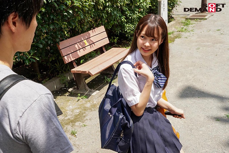 彼女が帰省中、中学時代の後輩から学生寮に呼び出され誘惑されるがままに生ハメ中出ししまくった