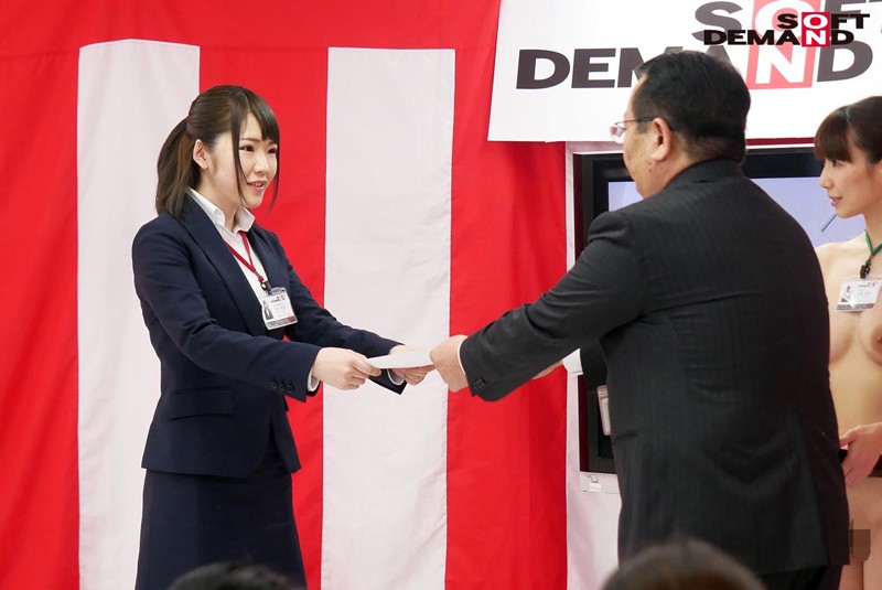 2019年度ソフト・オン・デマンド全裸入社式 女子社員19名の初脱ぎ・初SEX 初めて尽くしの超羞恥スペシャル！！