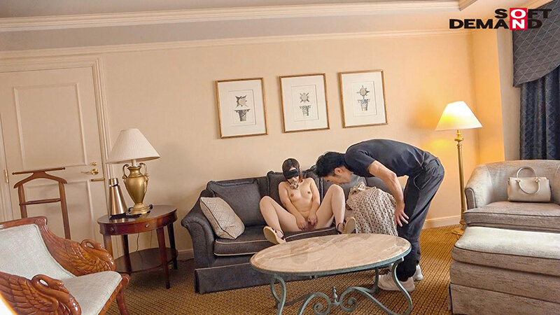 子供たちの前では見せられない教育ママの裏の顔 石井江梨子 34歳 第2章 目隠し・拘束・イラマチオ…2児の母がドM快楽堕ち 家族の顔が浮かび思わず声を詰まらせ「ママを許してね」