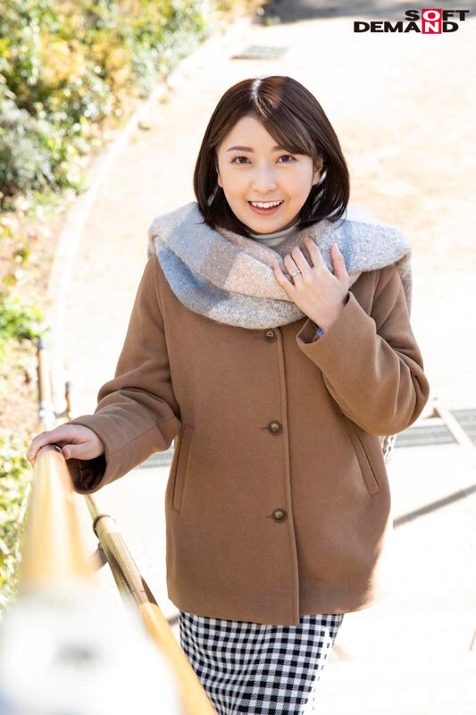 銀座デパ地下の和菓子屋さんで働く優しそうな奥さんの本性は‘発情牝妻’ 小橋由希 35歳 AV DEBUT