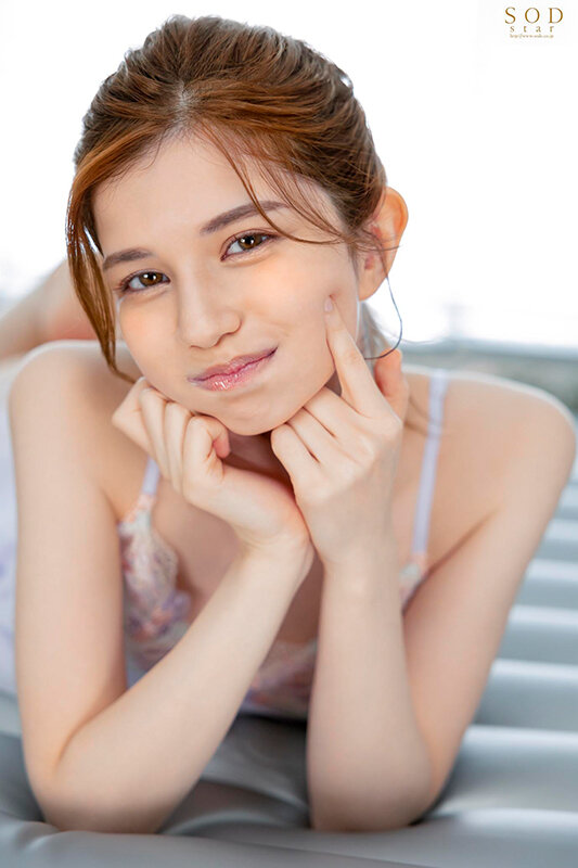 10発の精子ぜ~んぶぶっかけ!ず~っと笑顔でしゃぶってくれるフェラチオ天使 ローレン花恋