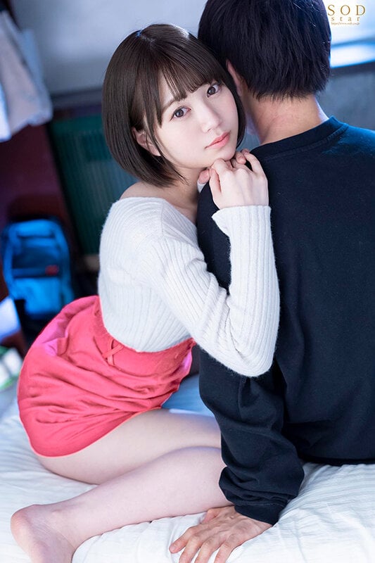 ロケ帰り相部屋NTR 大雪で東京に帰れなくなったお天気お姉さんが仕事の愚痴を聞いてくれる新人ADと朝まで一晩中何度もヤリまくった。天宮花南
