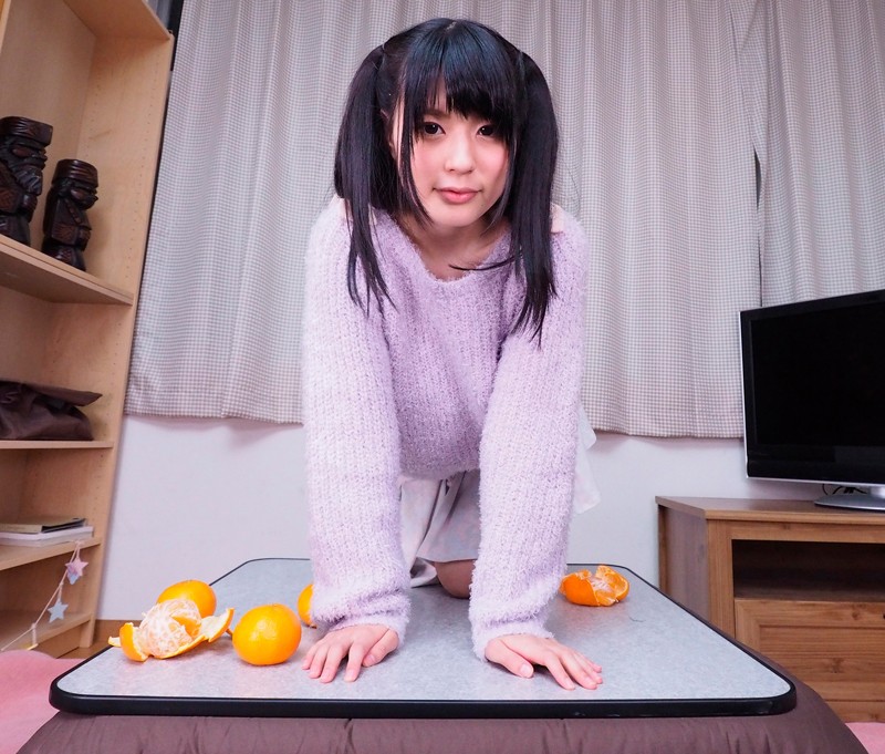 【VR】コタツ団欒 家族サービスしてたら、妹が可愛すぎて我慢できずにイチャつき 生中出しSEX 藤波さとり【リアル映像】