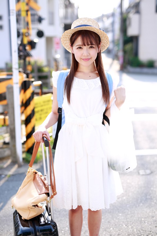 【VR】1泊2日で泊まりにきたアイドル級に可愛い親戚のゆいと、ひと夏の恋 永瀬ゆい