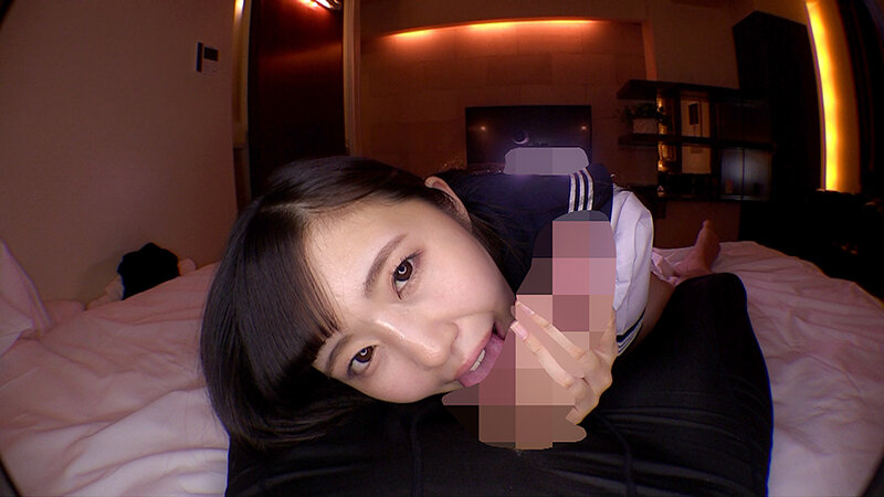 噂のアイドル女子校生はムッチムチ肉感爆乳でおじさんを誘惑する小悪魔痴女