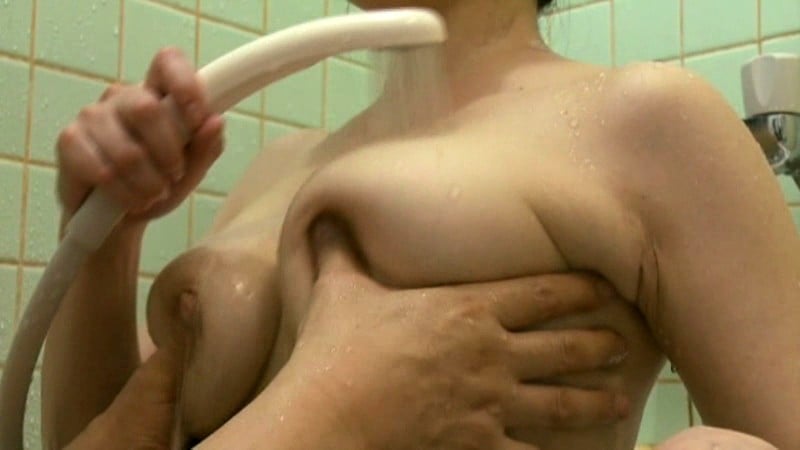 乳房 (やる!)