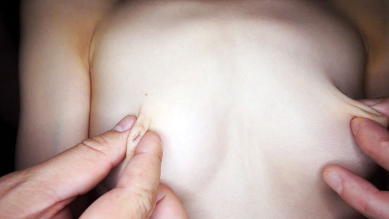 陥没乳首ガリマッチョ 花咲はな