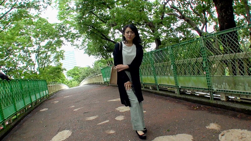 上司の美人妻46歳を生でハメる。先輩に又貸し強●露出、恩を仇で返す裏切り中出し個人撮影