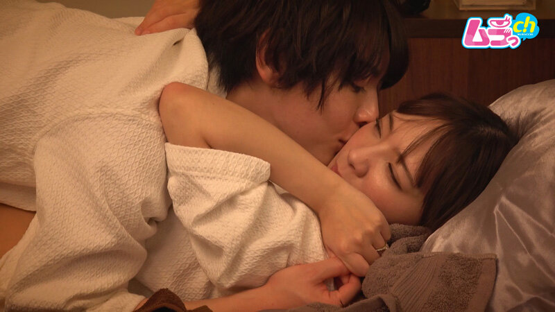 ホテル部屋REC 圧倒的No.1女風セラピストの秘密は生本番!?ウブな人妻を特製えちえちジェルでイキ狂わせキメセク中出し2連発