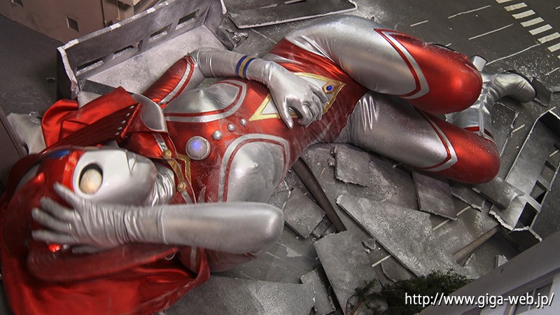 巨大ヒロイン(R) ハイパーマミー 花宮レイ