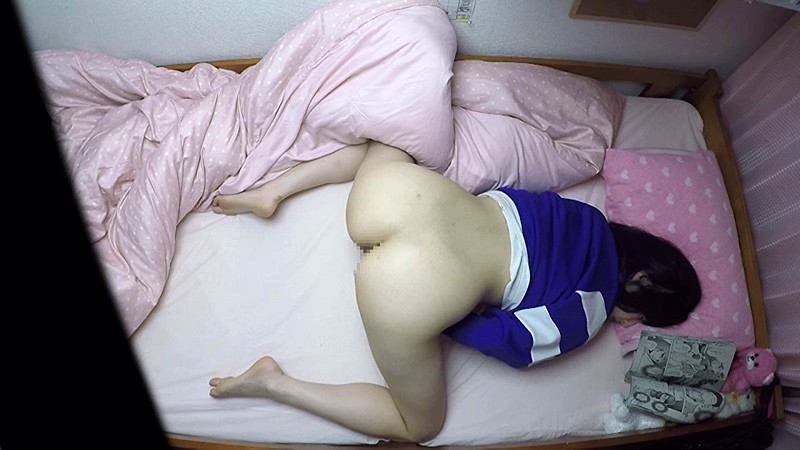 思春期の敏感オマ○コを指でいじり続けビクビク何度もイキ果てる JK女子寮オナニー盗撮