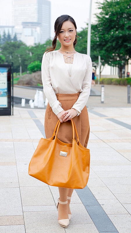 ウ、ウソだろ…?こんなにごく普通の奧さんが…。豹変!激変!狂い咲き!!目を疑う、野獣のようなイキッぷり バクレツ不貞FUCK!!欲求不満美熟女20人SP4時間06