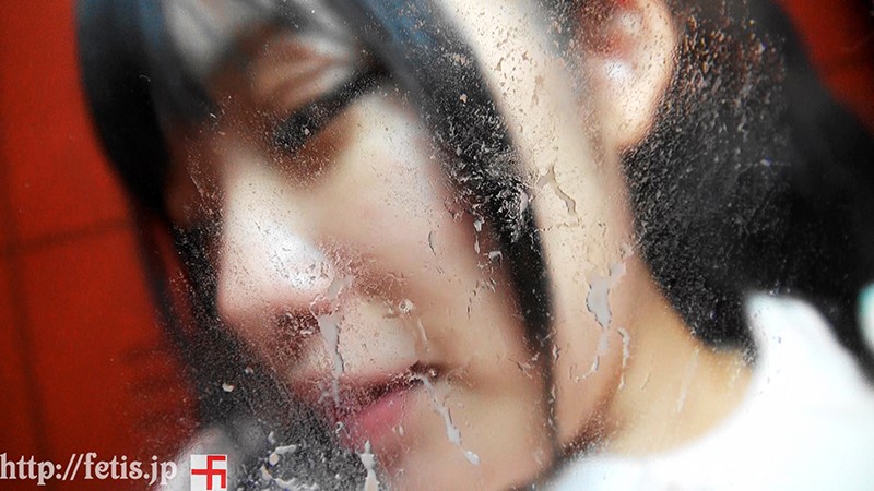 犬嗅ぎ美少女 19才初撮り! 他には出てない完全素人編