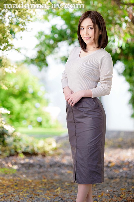 元地方局アナウンサーの人妻 高瀬智香 43歳 AVDebut!!