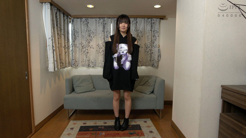 素人娘の全裸図鑑30 今時の女の子12名が恥らいながら脱衣していく様子をじっくり撮影した、変態紳士のためのヘアヌードコレクション