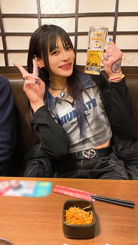 性欲つよつよGAL女装子はお酒とSEXが大好き! GAL女装子が泥● 朝まで飲みまくりで大暴走! 金玉空っぽになるまでドM男を痴女りまくる アナルパコり酒!