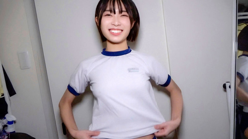 1K中出し部屋呑みドキュメント 汗だく本気せっくちゅするロ●界の新星 佐野なつちゃん