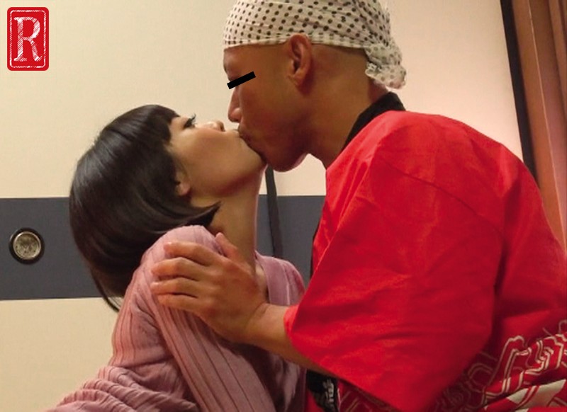 夏の盆踊りの打ち上げ参加した妻が… 町内会打ち上げNTR2 妻がされているのを目撃し制止しようにも止められなかったボク