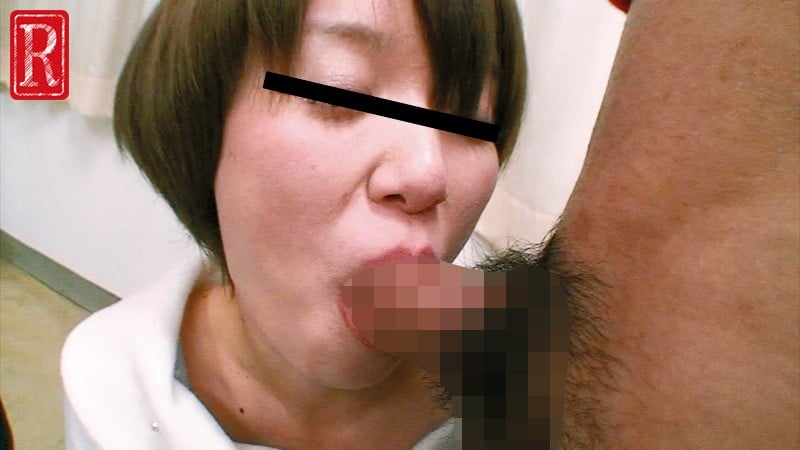 レッド突撃隊増刊号！突然ですが、奥さんチンチンしゃぶってくださ～い21 40名