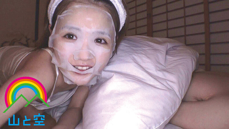 フェラ友ごっくんデート 感度抜群のガリちっぱい露出好きJ系 ビビる男をリードしながらノリノリ5発搾精!!永瀬ゆい