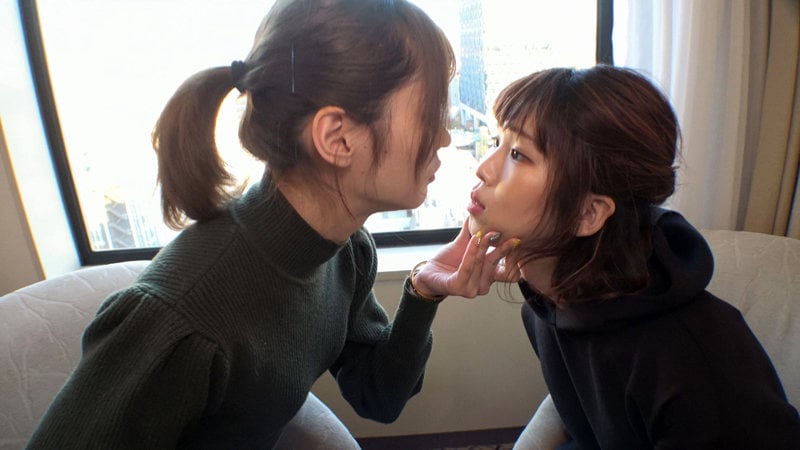 W接吻スプラッシュ 香椎つむぎ×佐藤あいり