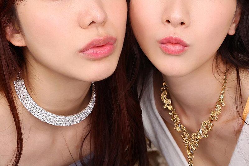 【VR】【8K VR】W顔面最強美女!美人先輩2人から交互に攻められ逆NTR浮気中出しSEXし続けたある日 みづき・ひかる