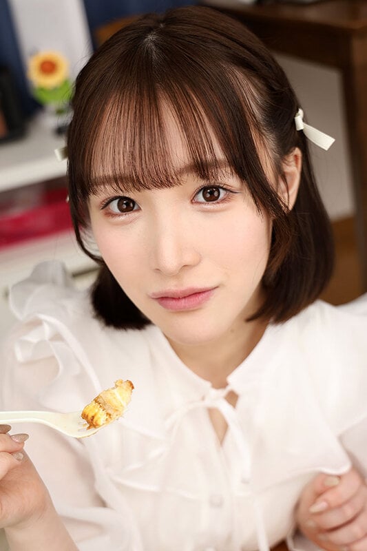 【VR】顔面特化VR ～清楚に見えて実はヤリマンだった～ 白石もも