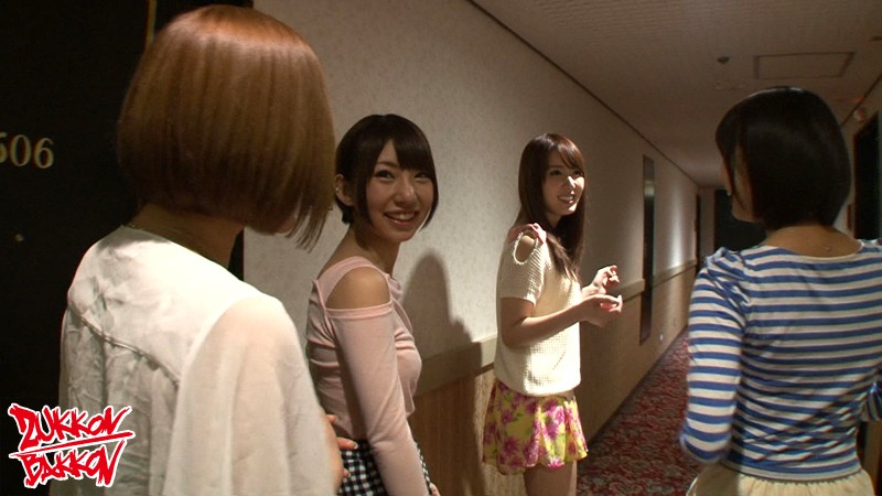 突撃潜入!!素人乱交サークル2 変態社会人と人気AV女優