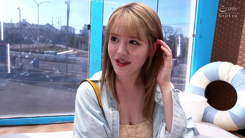 水泳部女子体育大生限定!競泳水着と美肌の隙間でチン★コキさせてもらえませんか?デカチンでオマ〇コの際ギリギリを刺激されいつの間にか火照った身体は自分から生挿入までおねだりしてしまうのか?撮って出しマジックミラー号~せなちゃん編~