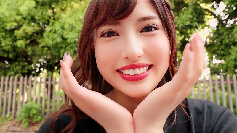 爆乳女子 突けばバインバインと揺れるデカ乳!厳選美人12名