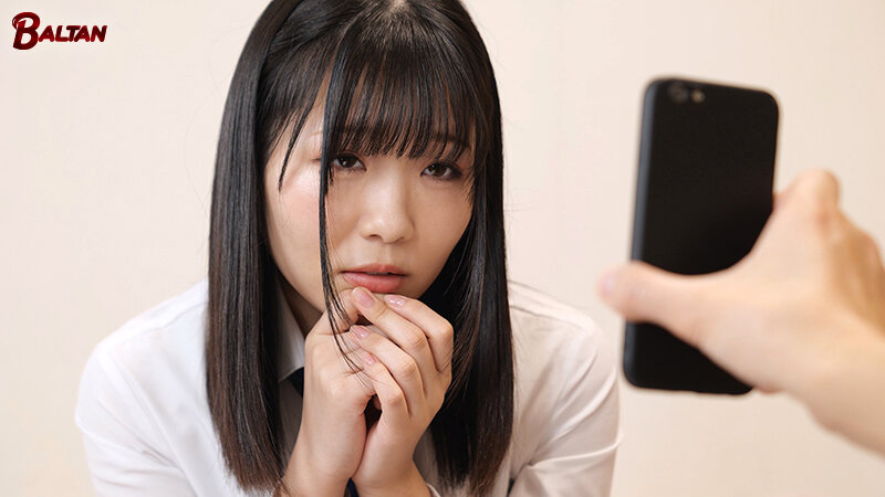 あたシコ欲全開女子!オナペにしてるクラスメイトのエロ自撮りを発見してから僕は彼女のいいなりM奴● 音羽美鈴