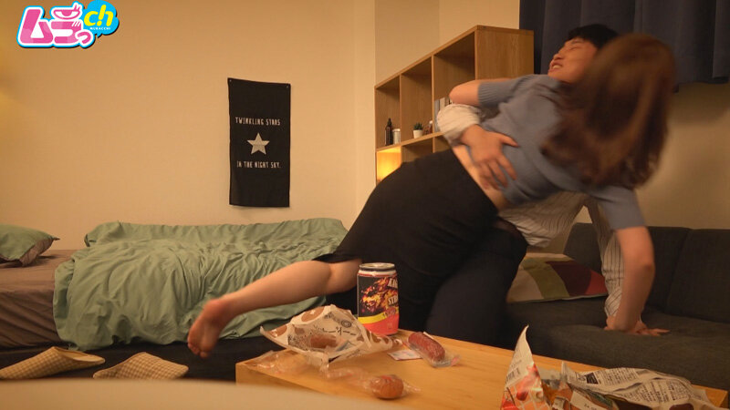 ニンゲン観察 仲良しの男友達に彼女ができたら寝取るしかないよね?隠れ巨乳の女友達の誘惑に完敗した浮気中出しSEX