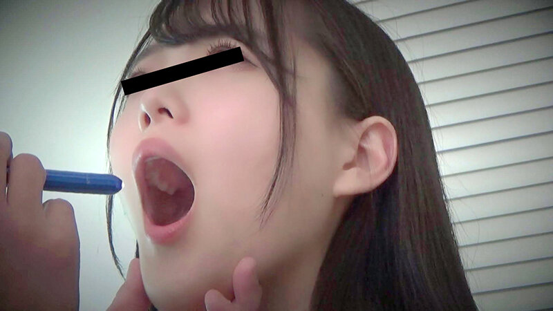 【産婦人科検診】美人妻のアソコをくぱぁっとして触診(手マン)潮吹き!!診察台は水浸し!!