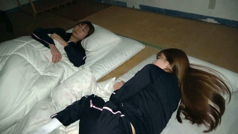 童貞デカチンの大量精子を膣奥放出~修学旅行映像~