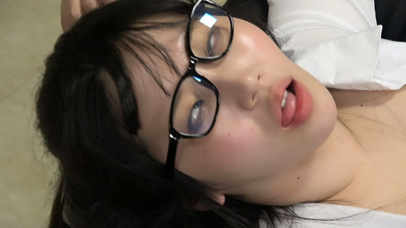 驚愕!クレーマー謝罪!「効果がない!」と性欲増強クリームを訪れた美人OLに塗布したら効果覿面で生ハメアヘ顔ナマ中出し