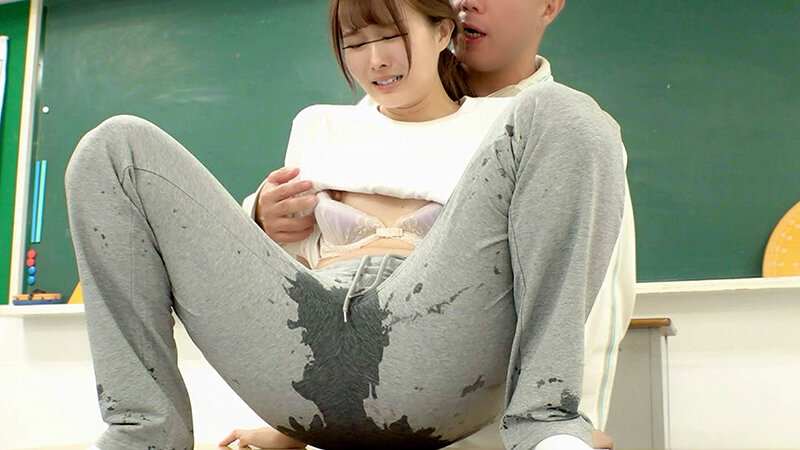 【逮捕押収】失禁!?潮!?おもらし!?「ごめんなさい、皆には言わないで、、」行き過ぎた生活指導。性交堕ち流出映像