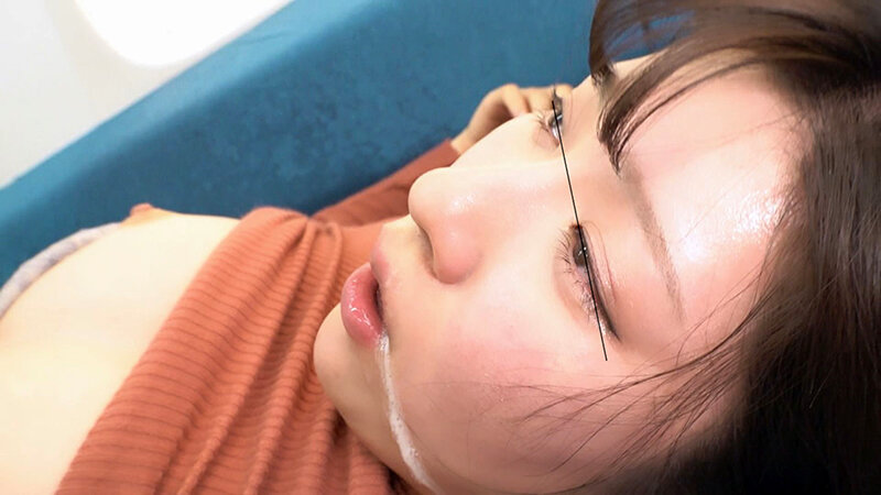 某私鉄電車内での不合意性交!! 精液、体液をまき散らし白昼堂々と繰り広げられた車内は混沌を極める…