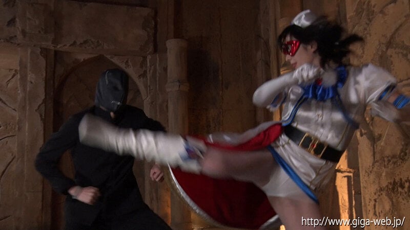 包茎超人カントンマンVS魔法美少女戦士フォンテーヌ ~心優しき悪臭漂う正義の味方カントンマン~ 弥生みづき