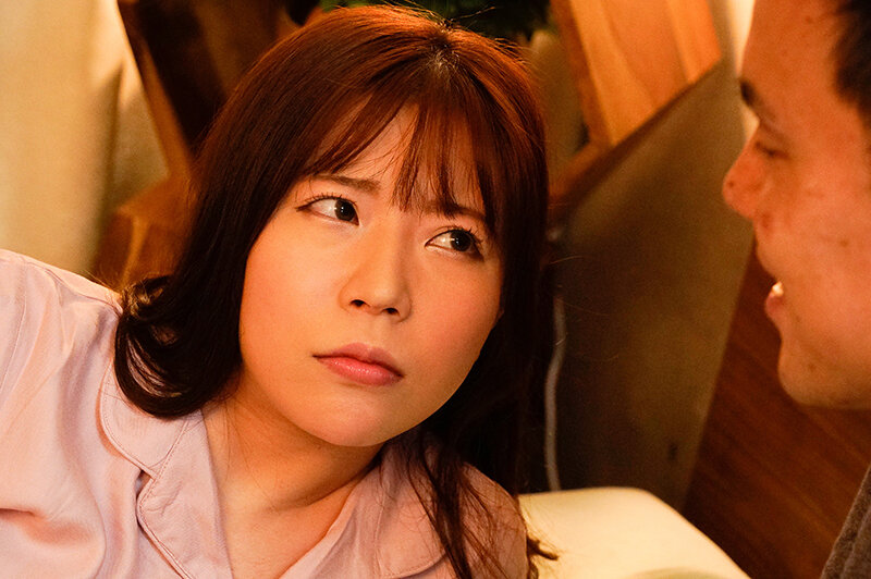夫の後輩は●校時代に憧れていた先輩!?久々の再会で芽生えた感情を抑えることが出来ず卑しい女に成り下がった人妻 南條みや子