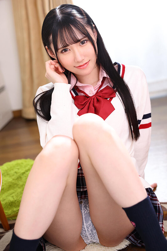 【VR】【8K VR】彼女持ち先輩の唇を、乳首を、チ○ポを、ねっとり攻めてカラダ堕ちさせるNTR誘惑~あざと可愛い後輩 ゆめ莉りか~