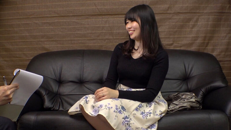 私のおっぱい気になります?視線で発情しそうです。