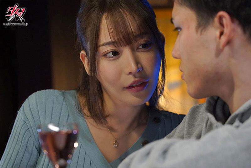 「もう全部夢だから」酔った勢いで浮気セックスしたバイト先の先輩に何度も中出しした最後の夜。 七瀬アリス