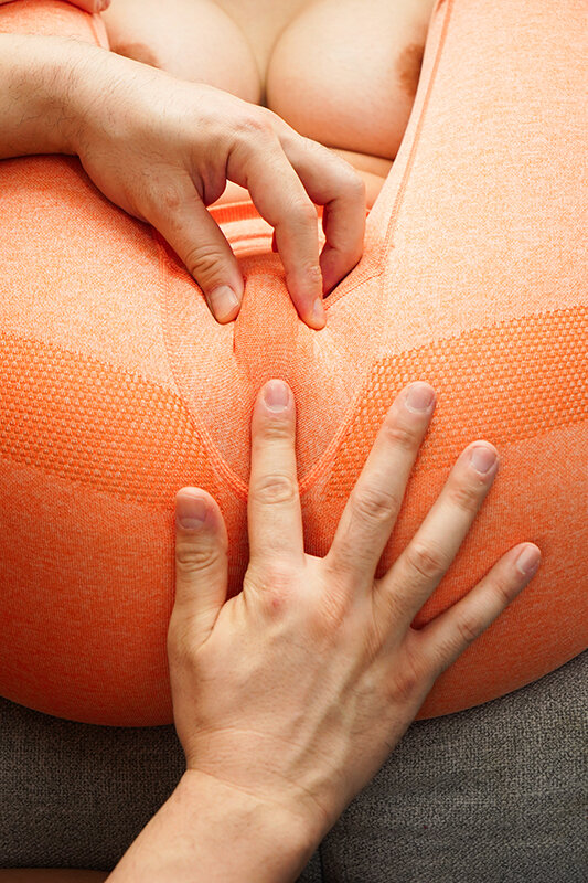 通い始めたら最後!性欲剥き出しで生徒を食い漁る魅惑の巨尻パーソナルトレーナー 弥生みづき