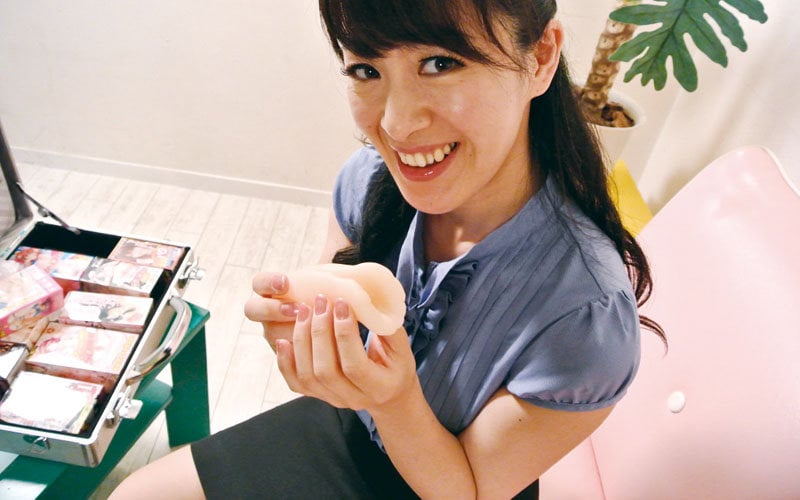 美熟女がオナホール手コキ×言葉責めしてくれる女神サービス!!4時間