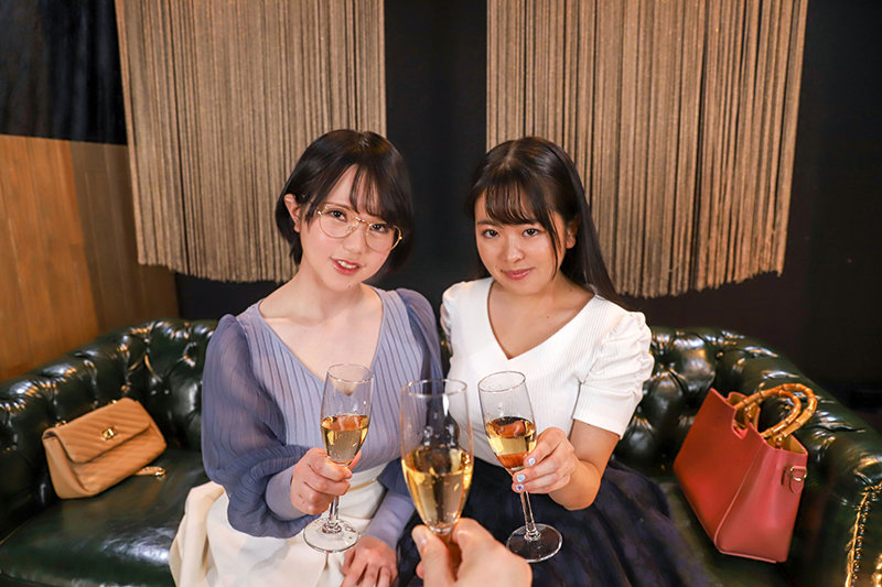 【VR】【おっぱい感リアルVR】 婚活パーティで出会った巨乳ちゃんたちに取り合い挟まれ、奇跡のハーレム2次会乱交! 年収3億の僕、猛アピールしてくる二人…選ぶのはさぁーどっちだ 初愛ねんね・舞奈みく
