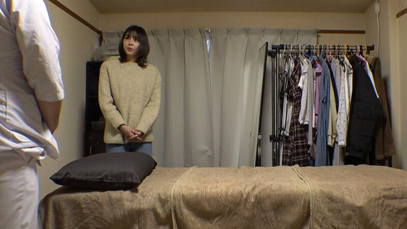 媚薬オイルマッサージ 痴●盗撮&中出し素人娘VOL.59 超強力媚薬を配合したマッサージオイルを施術中に知らずに塗りこまれたオンナは、身体の火照りに驚き、チ〇ポを欲しがる自分に戸惑い、垂れ出したマン汁に恥ずかしがりながらも生ハメ中出しまで欲してしまう!