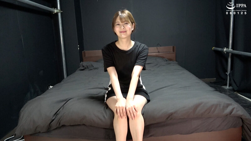 「自称くすぐりに強い豊岡さつきちゃんはツボくすぐりにはめちゃめちゃ弱い!? 私服くすぐりチェック!」わかしラボ WAKA-058 豊岡さつき 1